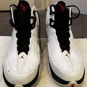 Jordan Melo M3 Birthday. Size 12 Preowned.